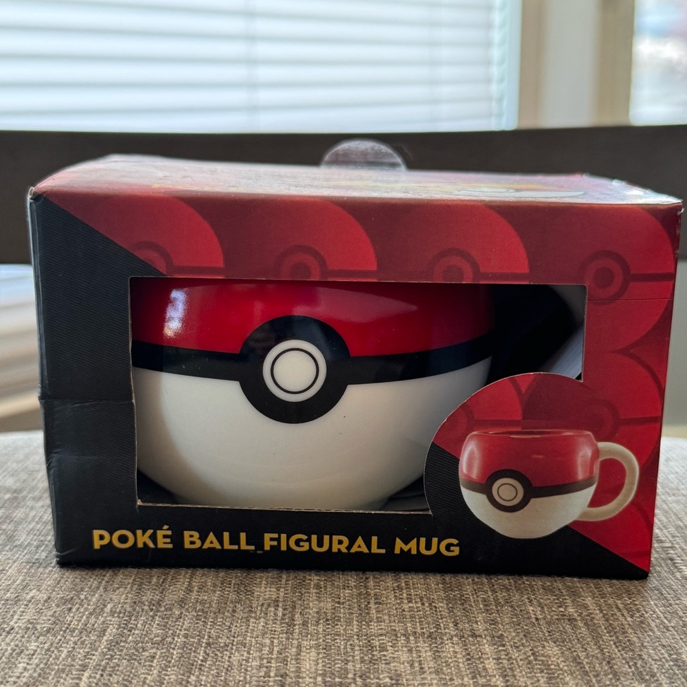 Pokeball Pokémon Figural mug